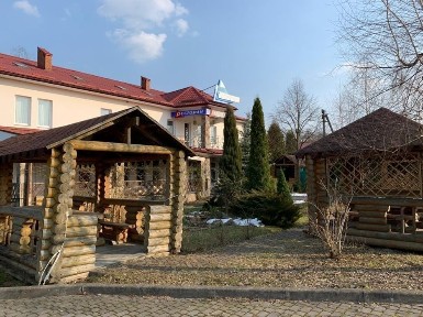 Продаж готельно-ресторанного комлексу в с. Деревач ( Стрийська траса )