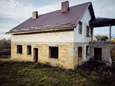 Продам добротний будинок плюс 30 соток землі