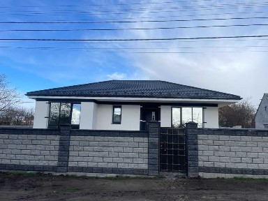Продам житловий будинок у Вересневому