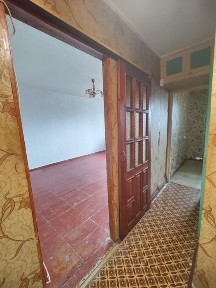 Продам 1 кімнатну квартири в центрі