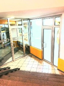 В безопасной подземн части ТЦ сдам в аренду помещение 25кв. м