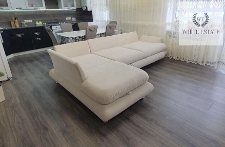 Продаж 4км. квартири на вул. Березова