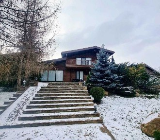 Продам будинок на ділянці 37 соток, київська траса 1 км, Люботин