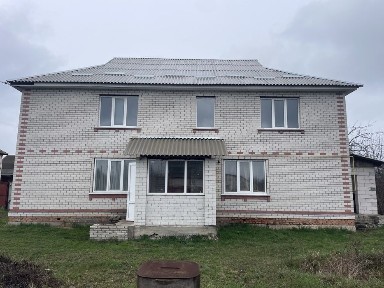 Добротний будинок