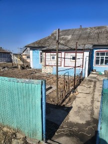 Продається будинок в с. Заозерне