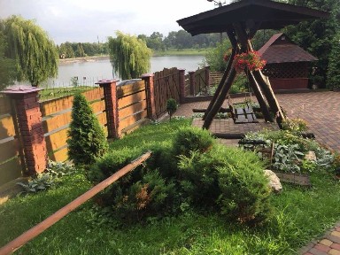 Продаж комерційного приміщення біля озера в м. Тлумач