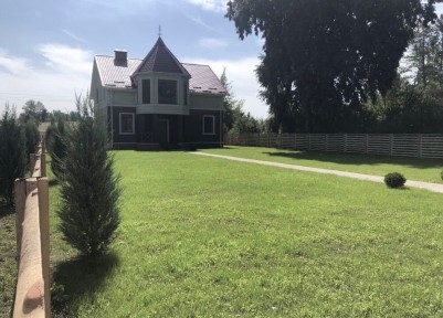 Дом посуточно 200 м²