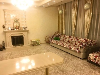 Дом посуточно 385 м², Озерная ул., 21