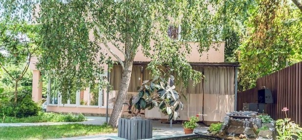 Київ, Івана Виговського вул., 1д
