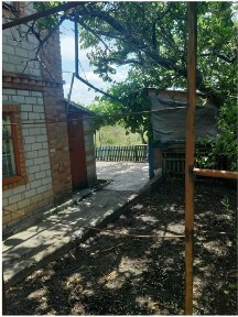 Продається дачний будинок за межами міста