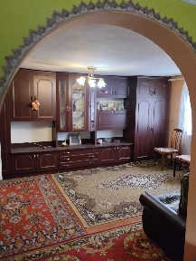 Продажа 5-комнатной квартиры 65 м², 78