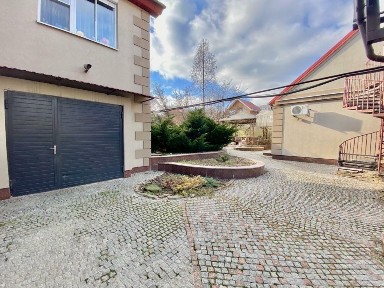 Продаж будинку 258 м², Лазаряна вул.