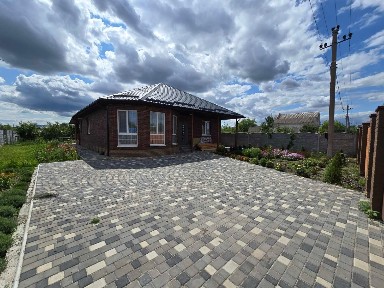 Днепропетровская обл., Днепровский район, г. Подгородное, вул. Тюменська
