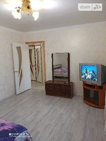 2-кімнатна квартира подобово 45 м², Академіка Філатова вул., 40