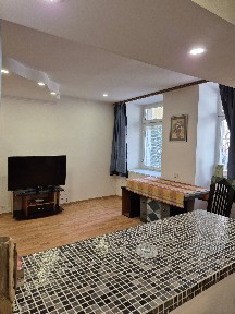 1-кімнатна квартира подобово 47 м², Польська вул., 19