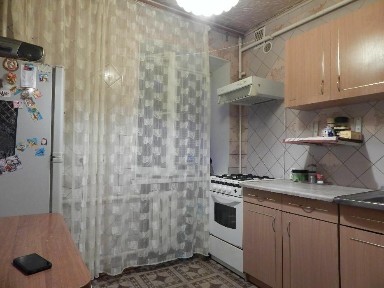 Харьков, Аерофлотська вул., 7