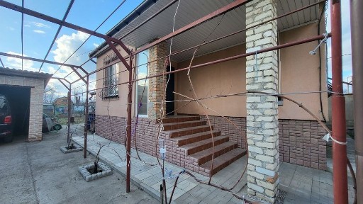 Дом 186м2 на 6ти сотках цокольный зтаж институт Таирова