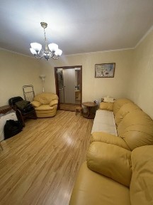 Продается 3 комн. Г. Славянск. Можно по сертификату.