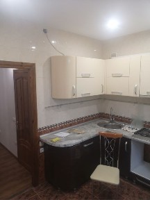 Центр. Продам 2-х кімн. квартиру.