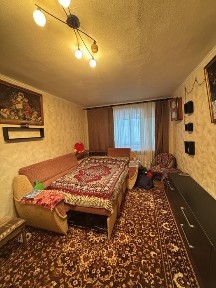 Срочно 2х комнатная квартира 1/5 с автономкой Шуменский