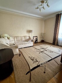 Ціна знижена! 2х кімнатна квартира в самому центрі міста