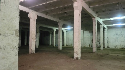 Оренда складу 2012 кв. м (є Рампа) Правий берег, пр-т Б. Хмельницького