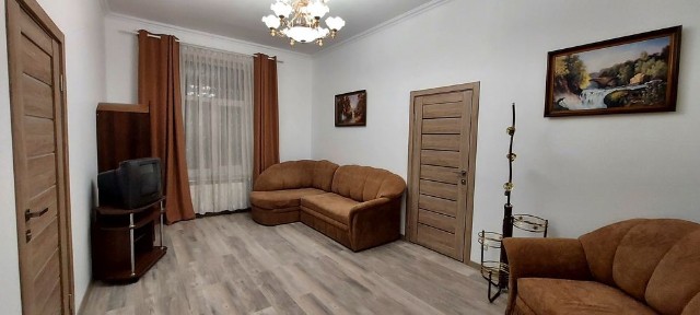 Довгострокова оренда 3х кім. Поповича