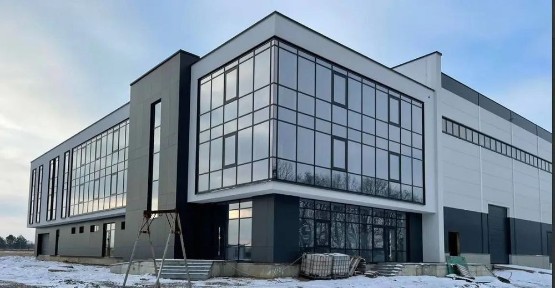 Сучасний складський комплекс 5500 м² | рампи, докшелтери, офіси