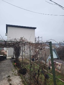 Продам будинок на березі річки