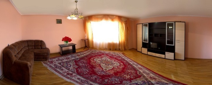3-комнатная квартира посуточно 98 м², Владимира Ивасюка ул., 10