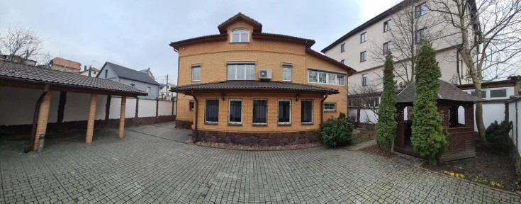 Продажа дома 350 м², Монтажников ул.