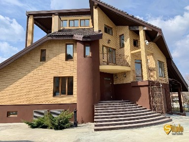 Продаж будинку 500 м², 1-а Озерна вул.