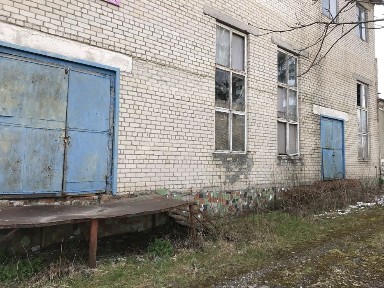Оренда та продаж складів ангарів