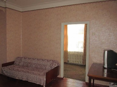 Продам 2 кім. квартиру по вул. Г. Сокальського (р-н Центрального ринку)