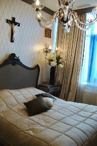 Днепр, Дмитрия Яворницкого просп., 3