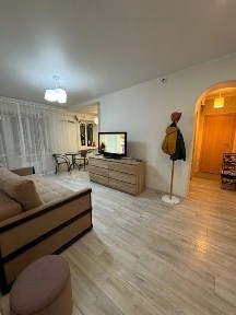 Днепр, Александра Поля просп., 102А