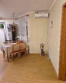 Днепр, Мира просп., 3