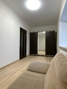 Дніпро, Гагаріна просп., 97