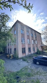 Продаж комерційної будівлі Пустомити
