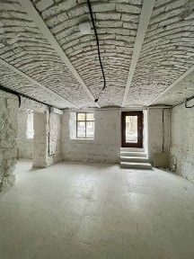 Продаж приміщення з орендарем на вул. Шевченка (біля ЖК Британія)