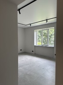 Продам комерційне приміщення центр міста вул. Л.Украінки