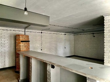Продаж комерційного приміщення за 465 дол за м. кв. !