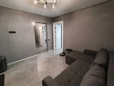 Киев, Бориса Гмыри ул., Антоненка-Давидовича, 1