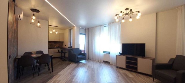 Киев, Берестейський, 67