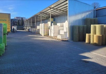 Продаж комерційного приміщення на вул. Шептицького, площа 130 кв. м