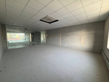 Продається офісне приміщення в ТЦ «Плаза» Чортків