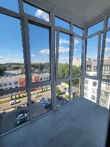 2-кімнатна квартира подобово 67 м², Трамвайна вул., 7