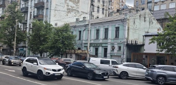 Київ, Саксаганського вул., 133А