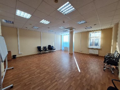 Київ, Хрестовий пров., 2А