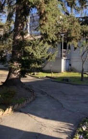 Ваша мрія ! Старовинна садиба в Центрі міста з великою ділянкою